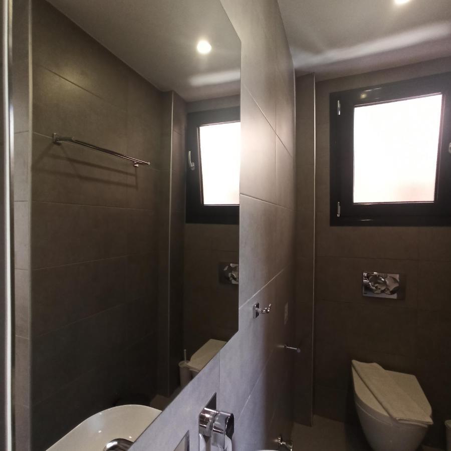 Trianon Studios Tsilivi  Luaran gambar